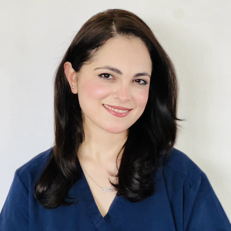 Dentists Milton Keynes Bucks/Evalina-Voinic-White-House-Dental-Studio